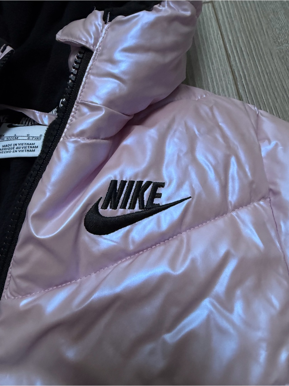Nike kids girls pink iridescent winter puffer coat black fleece lining - Picture 3 of 8
